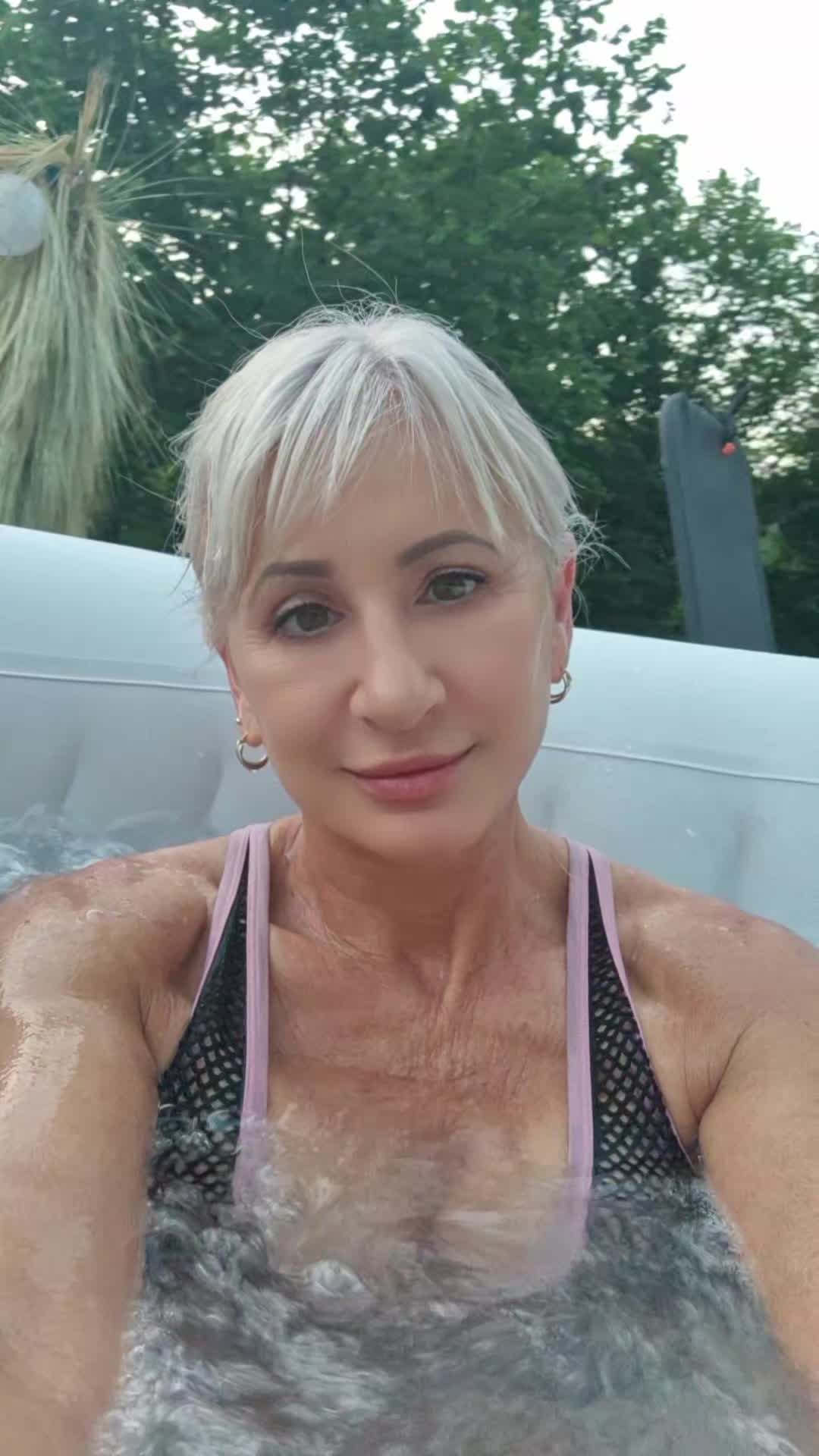 @Nicoleta Prodea