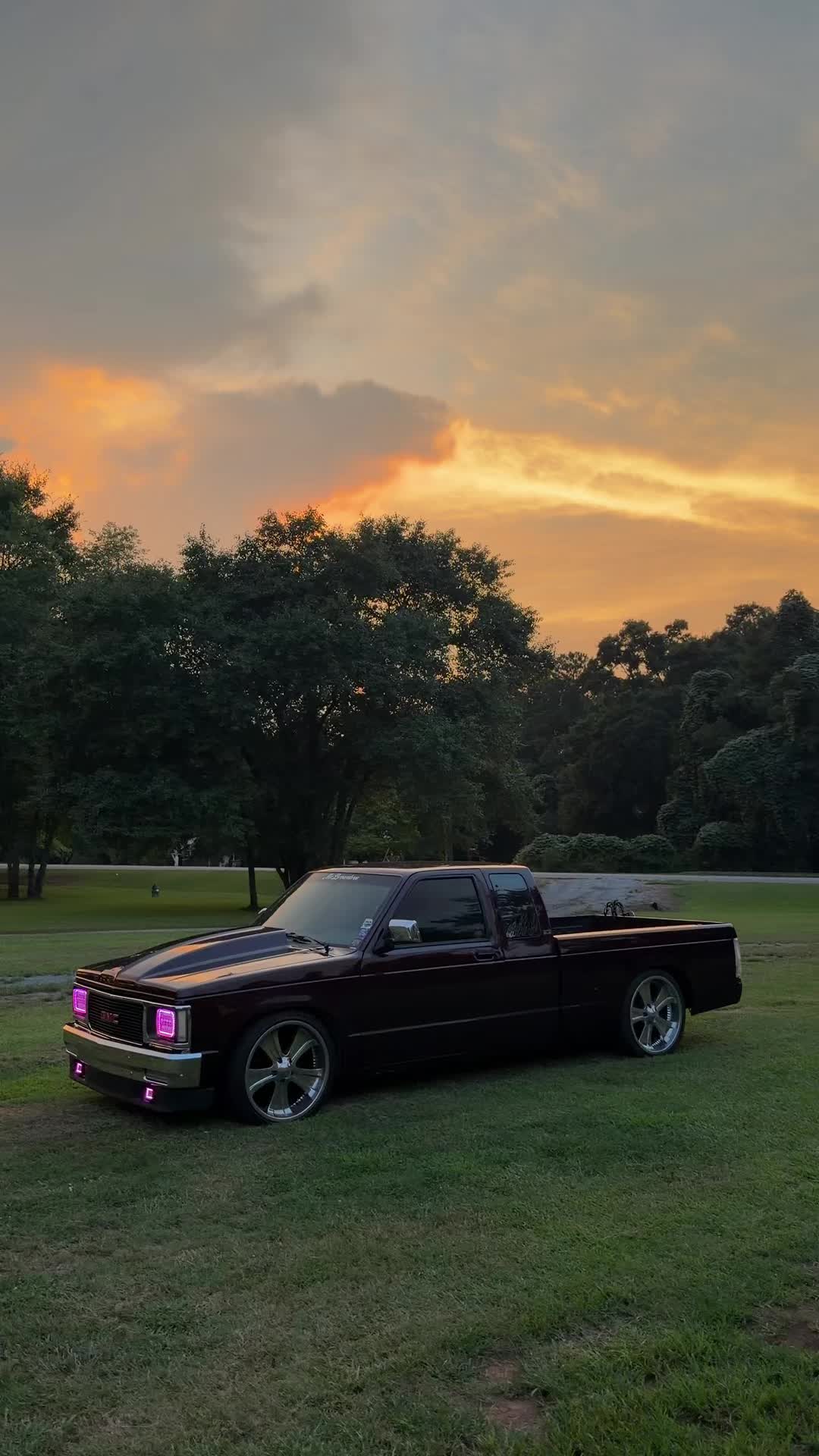 @𝔐𝔯.𝔅𝔯𝔬𝔴𝔫𝔱𝔯𝔢𝔢