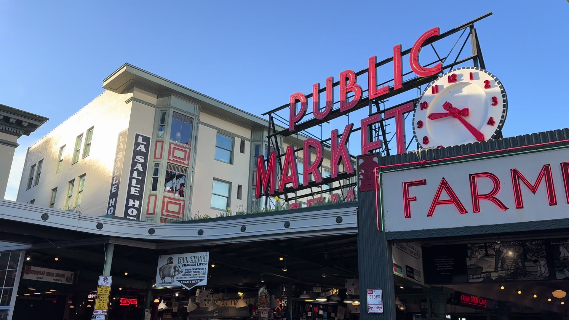 @Pike Place Fish Market