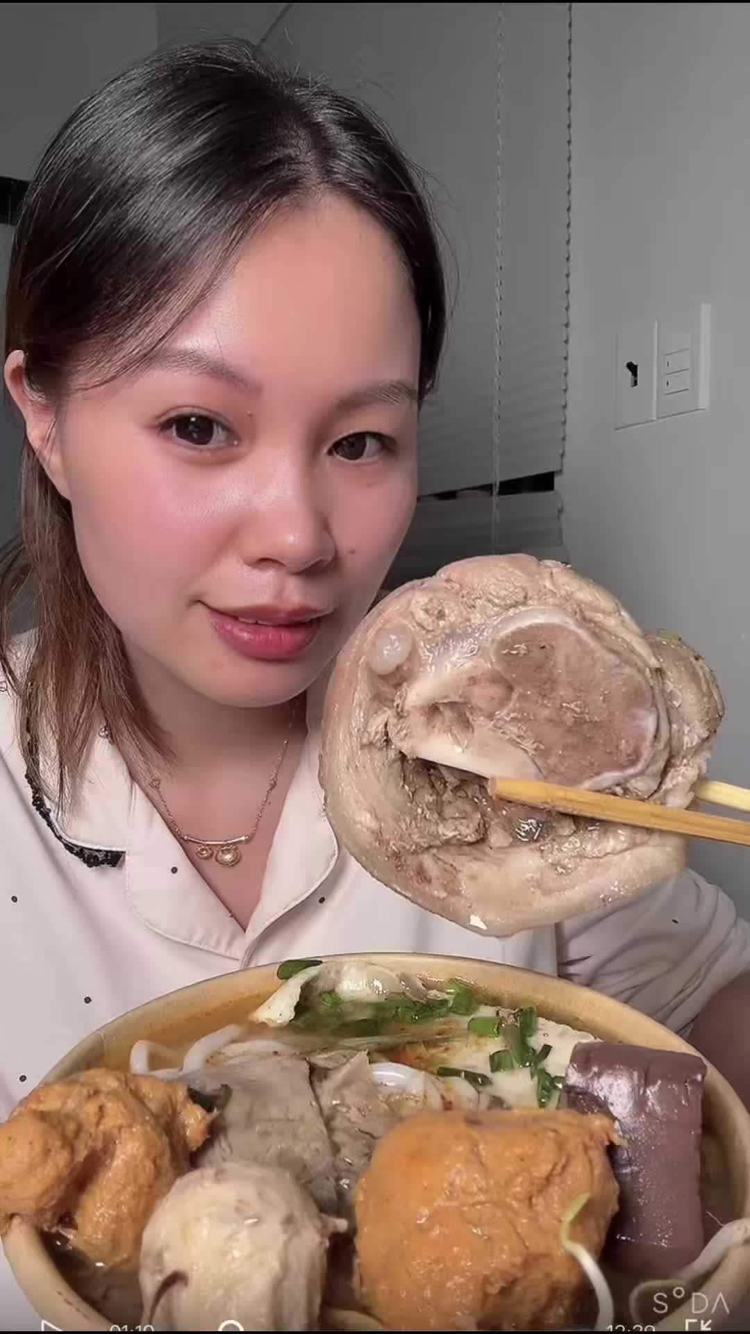@Thích ăn vặt về đêm 🍱