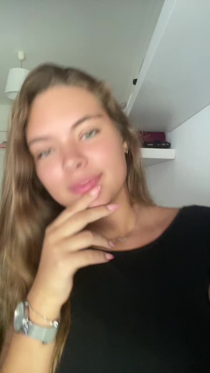@𝒶𝓃𝓃𝒶𝓁ℯ𝓃𝒶