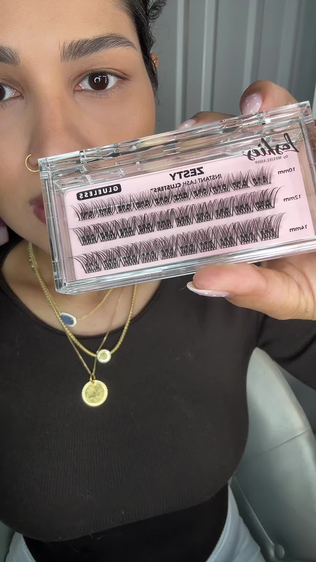 @MakeupLaveena