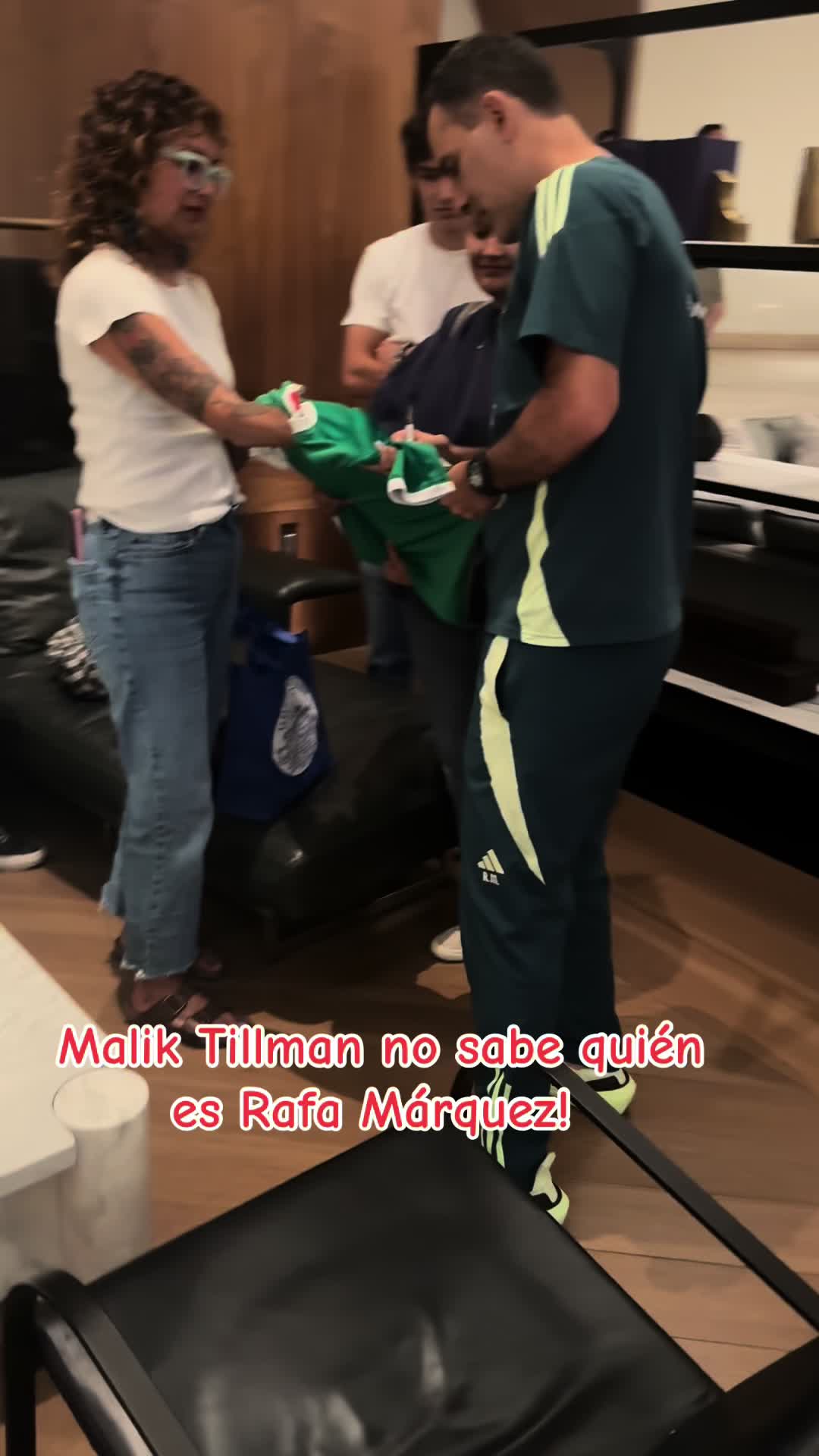 @Adri&aacute;n Monroy