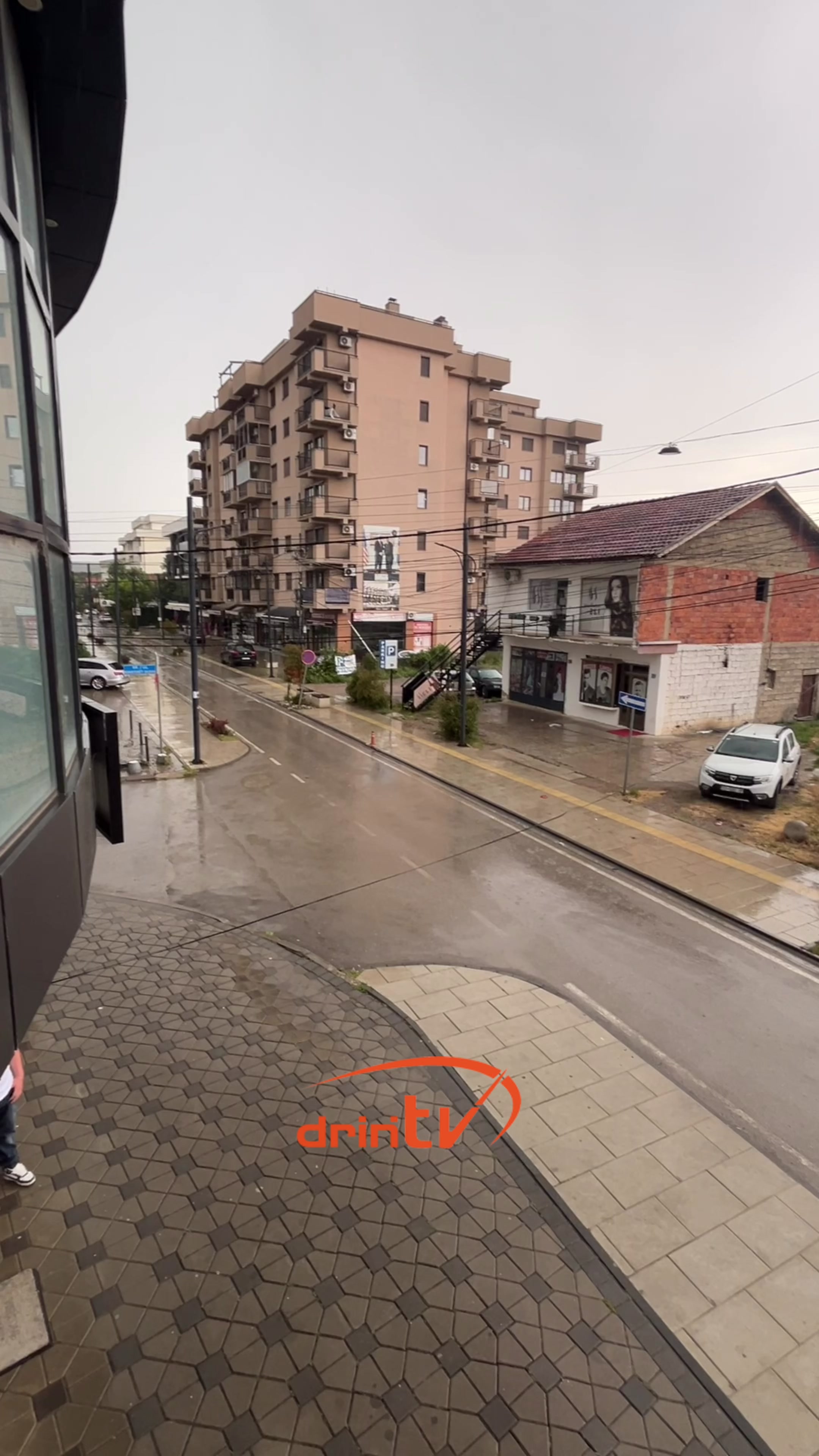 @Drini TV - Klin&euml;
