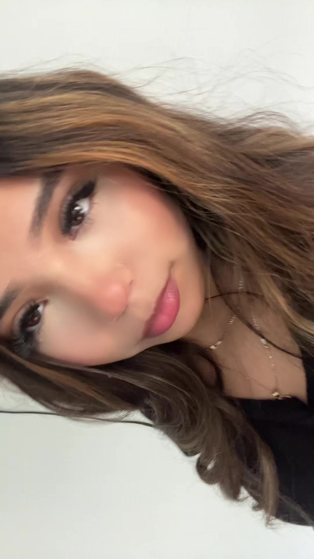 @anjelika