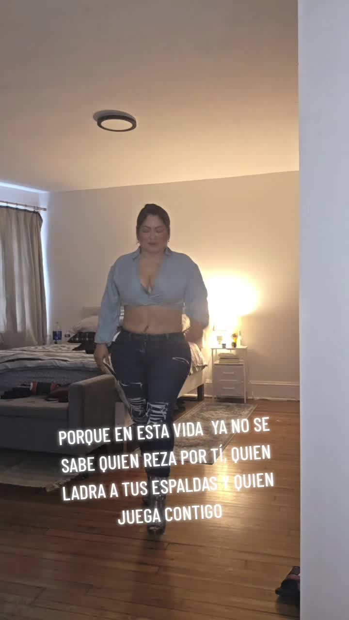 @muñequitaM.Q.
