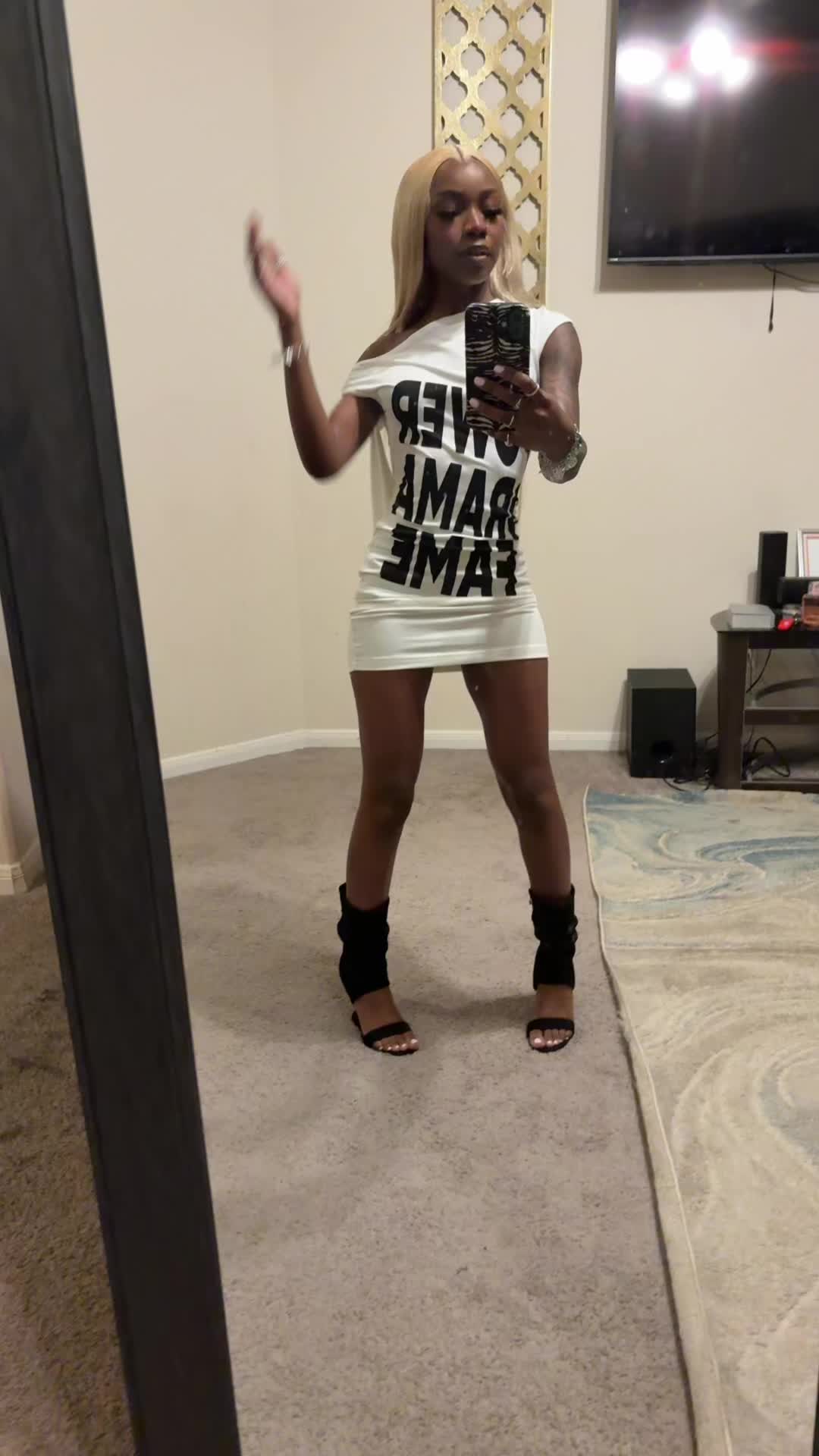 @mariahthedoll
