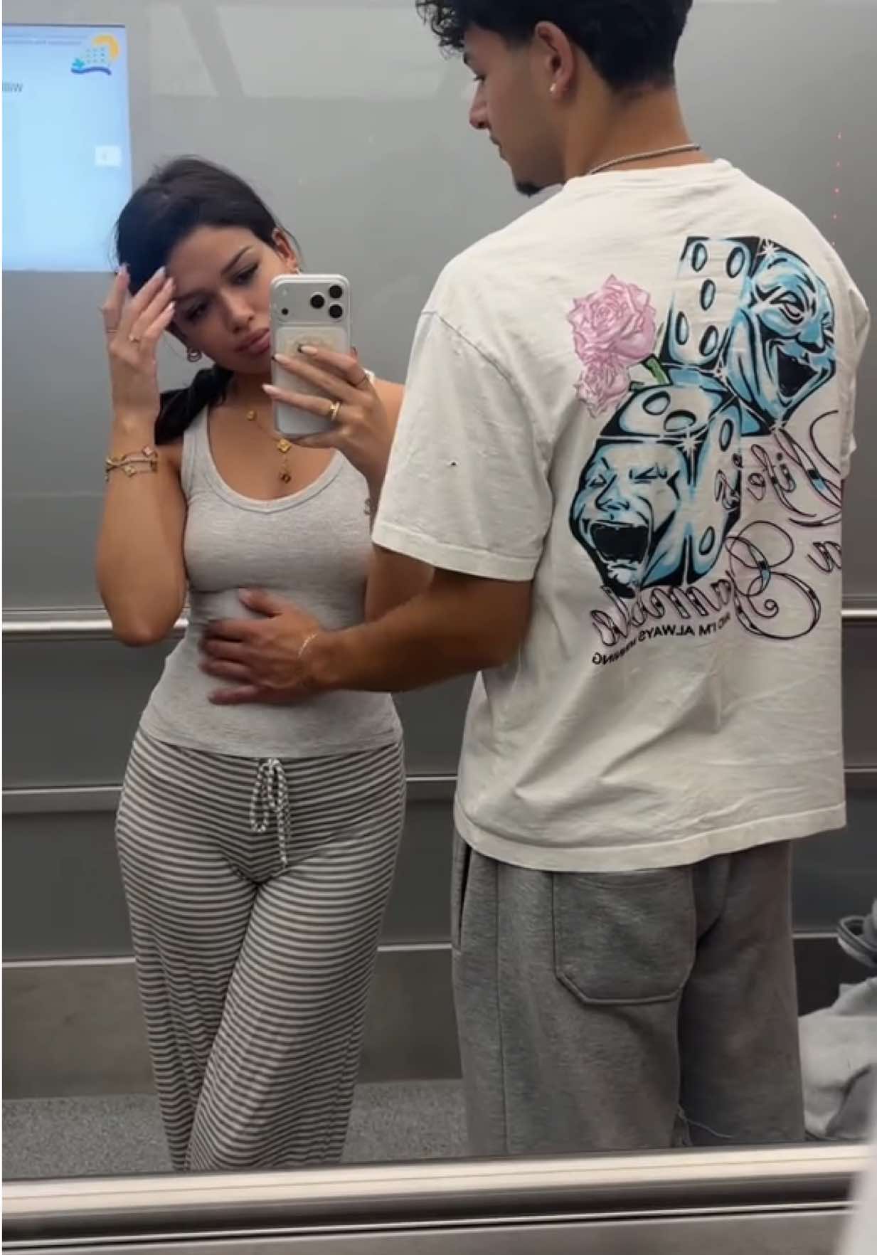 @𝑆𝑎𝑛𝑑𝑟𝑎🤍