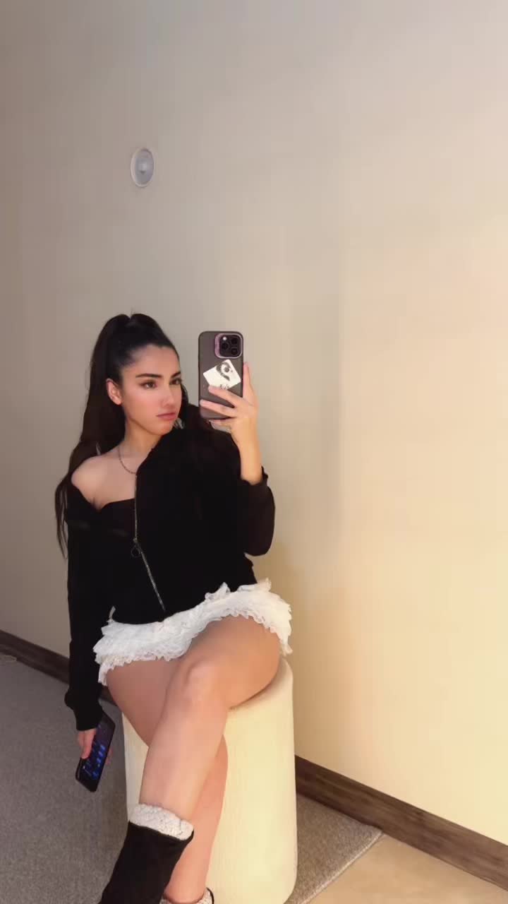 @👀