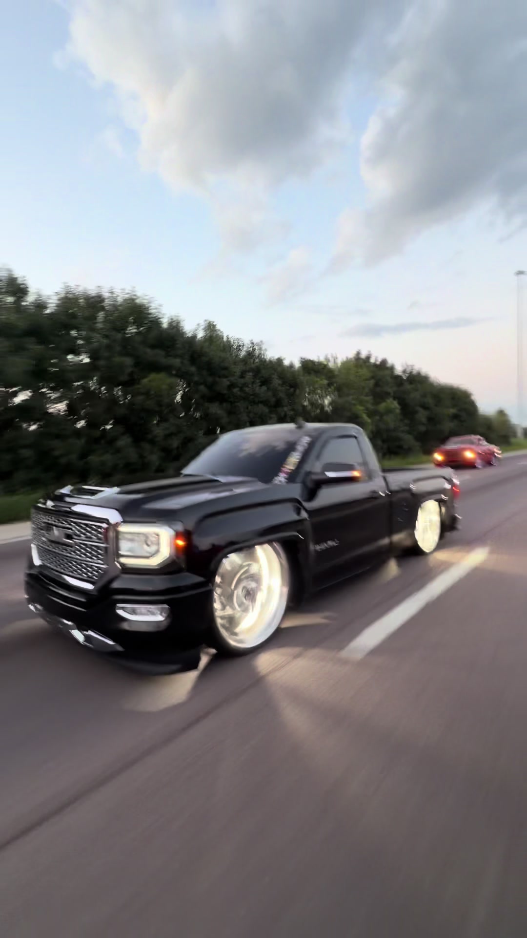 @1slowltx_