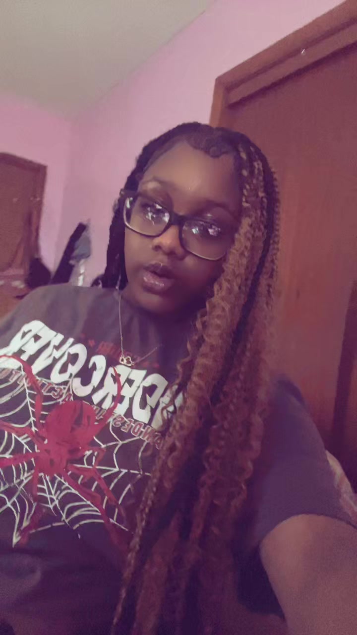 @Lashaee💗🧸