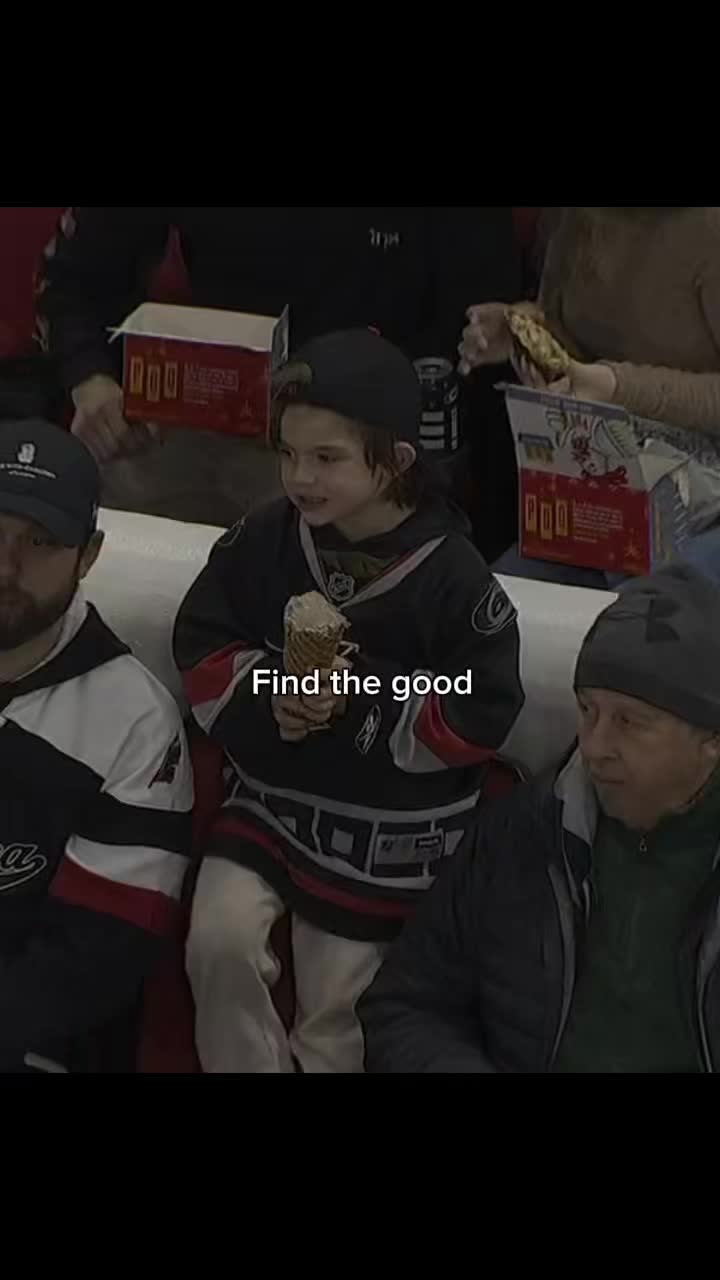 @ツ