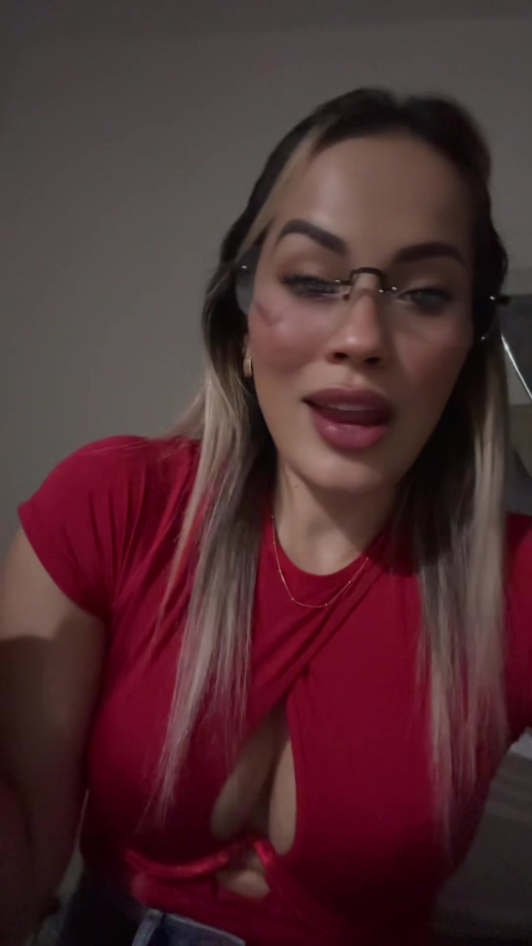@Dar👱🏻&zwj;♀️