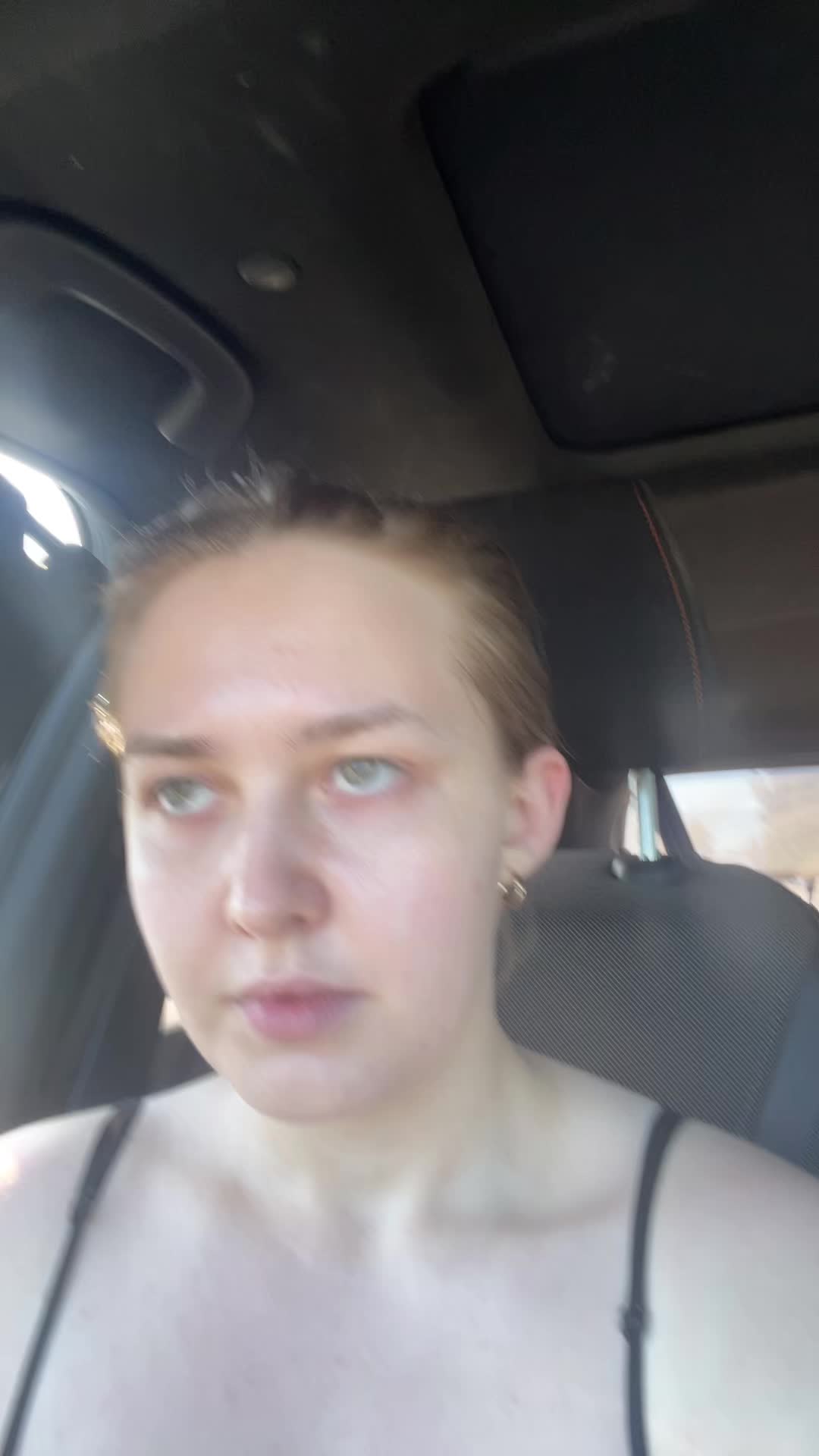 @DoctorWhom