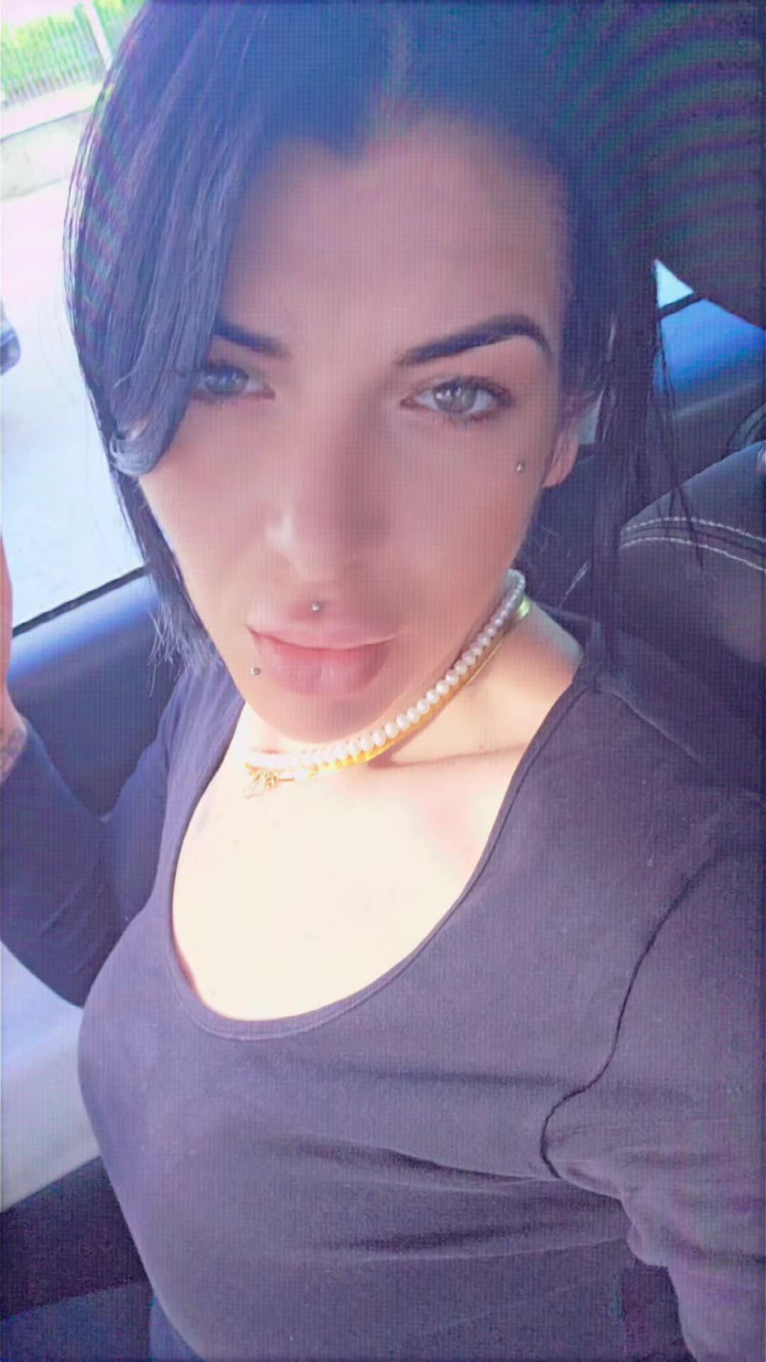 @Ribelle🖤