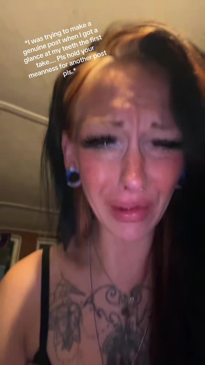 @little_miss_sm0kesal0t