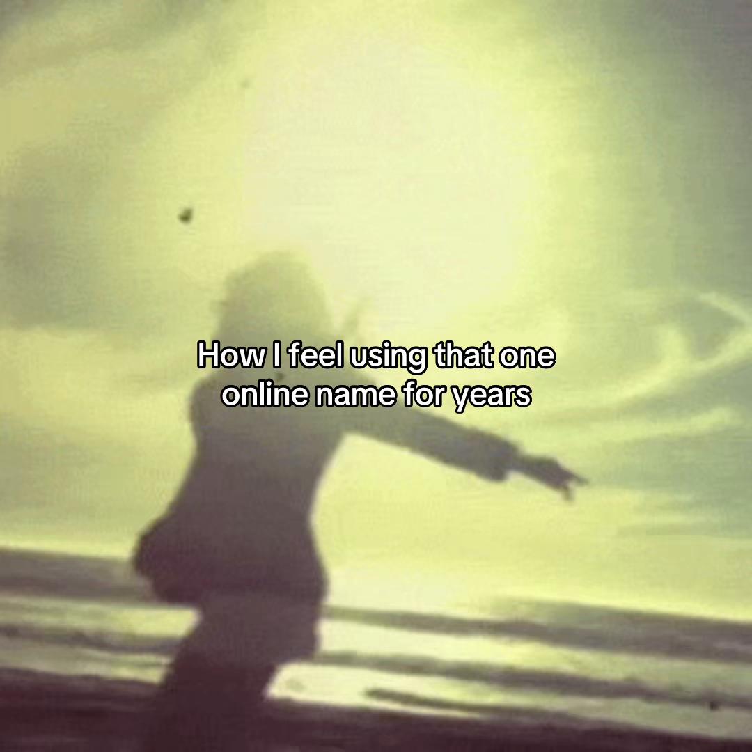 @𝖱𝖾𝗇𝗇𝗂𝖾