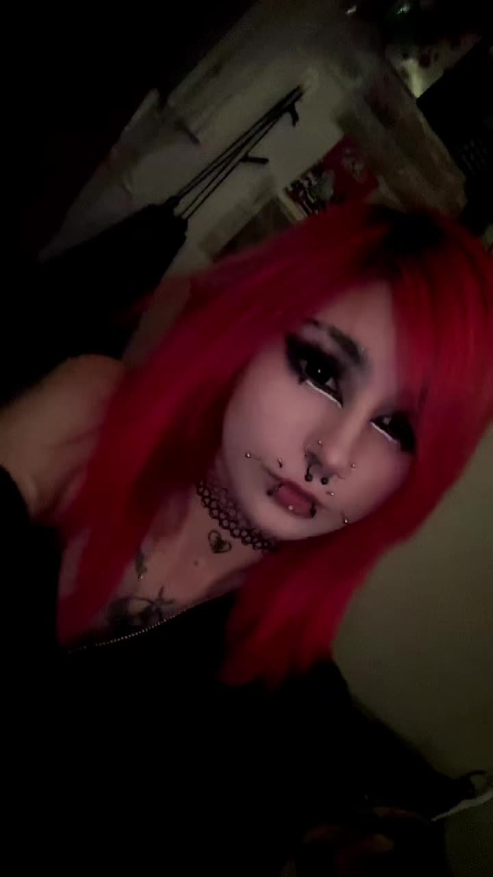 @z0mbi3_b1t3s