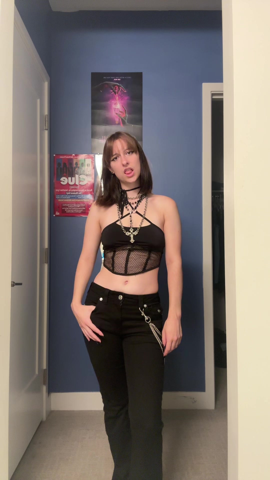 @rox 🖤🦇🥀