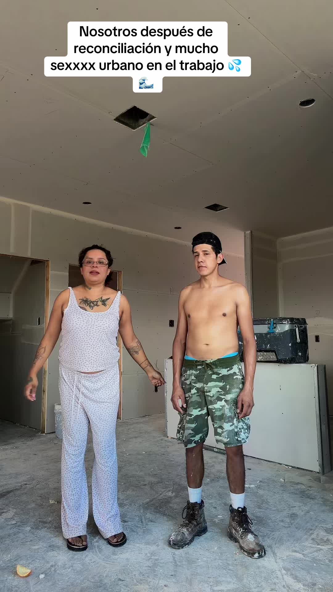 @lalalopez