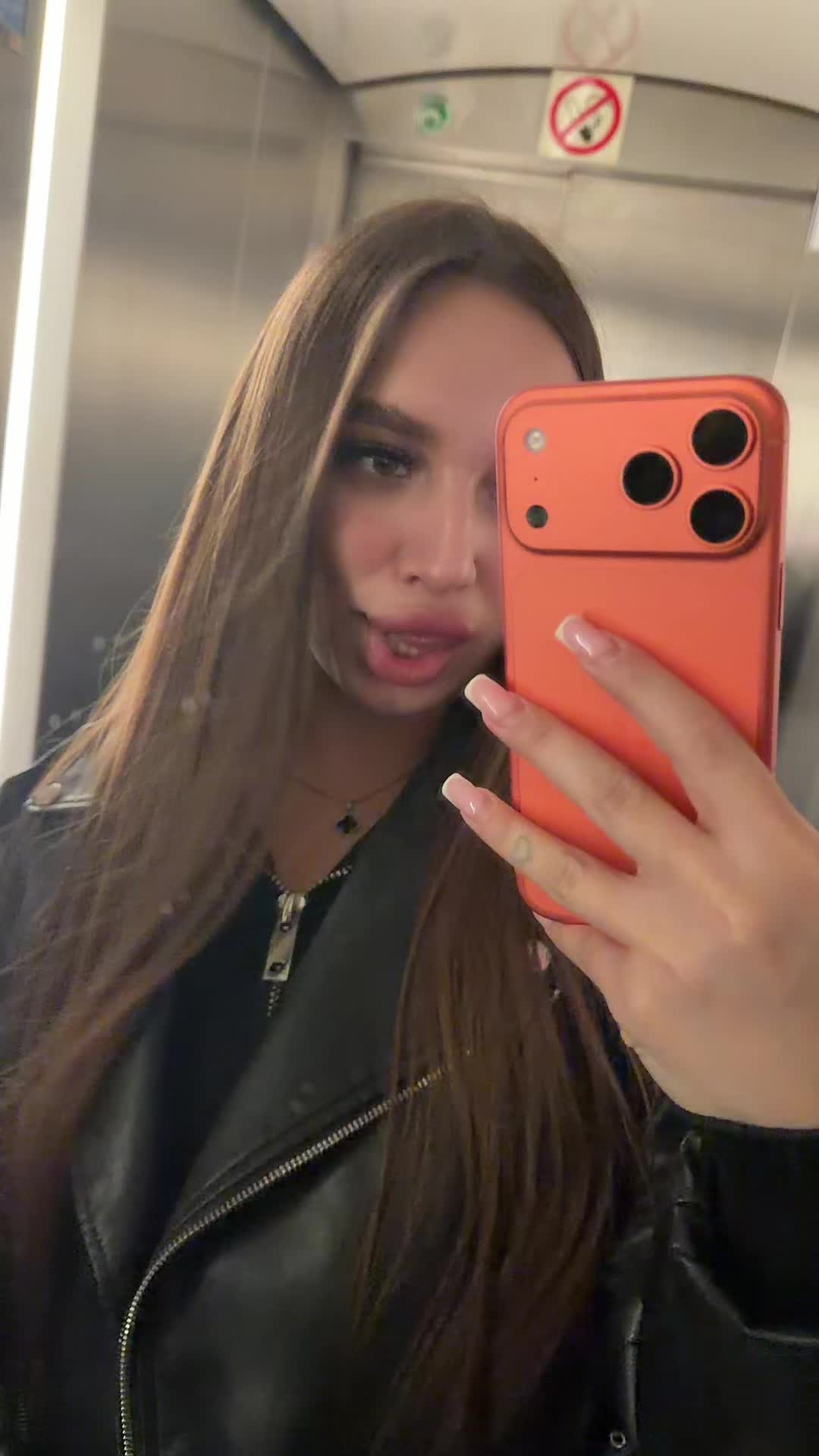 @SlyVixen