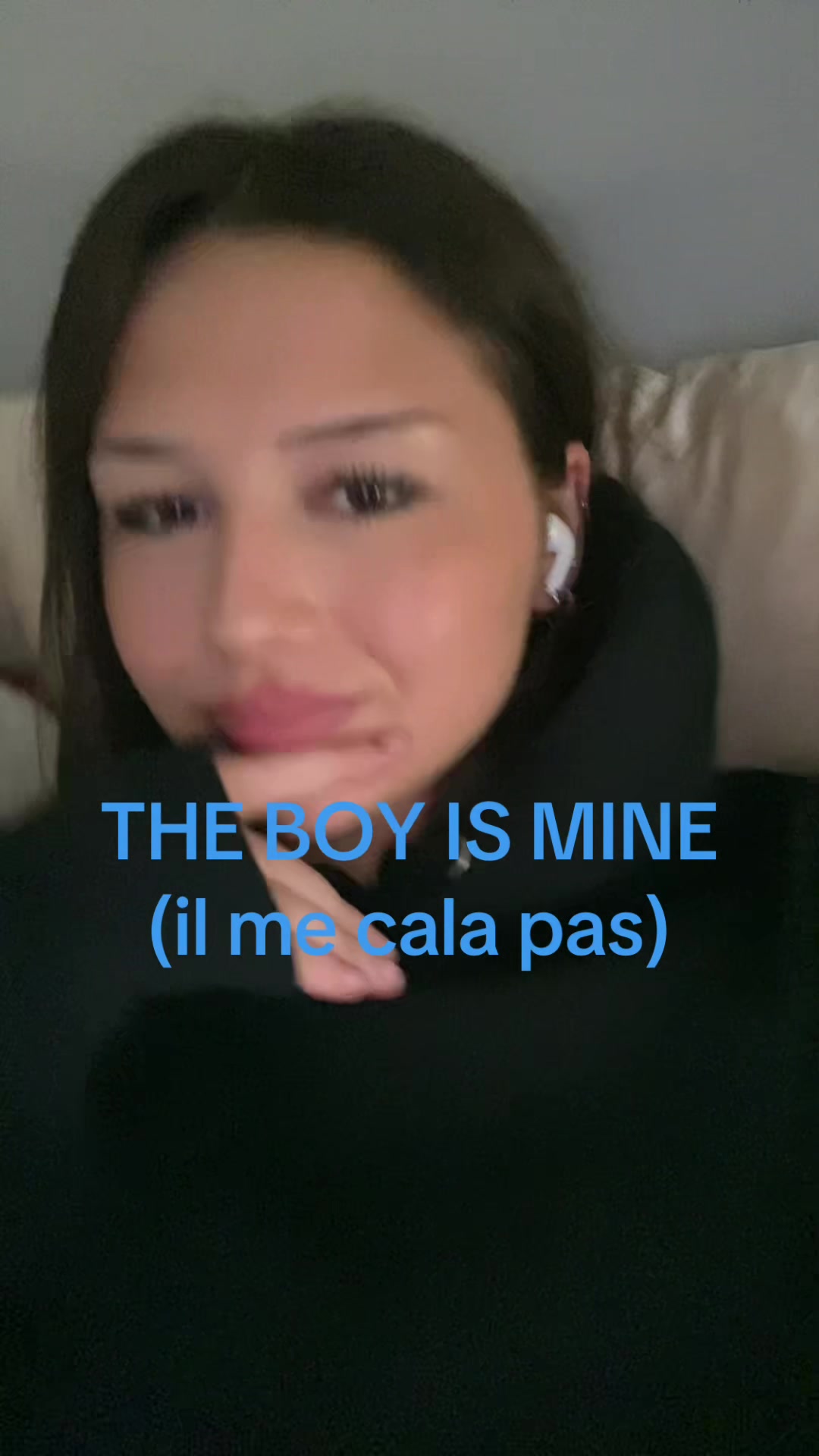 @~