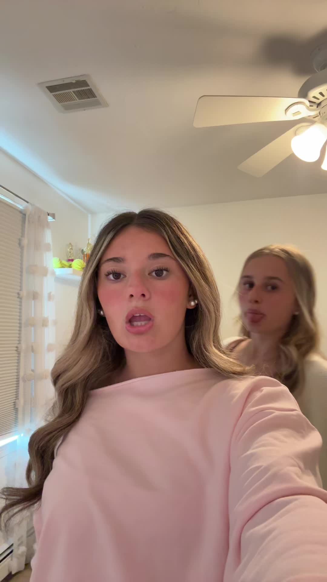 @maddiespam๐