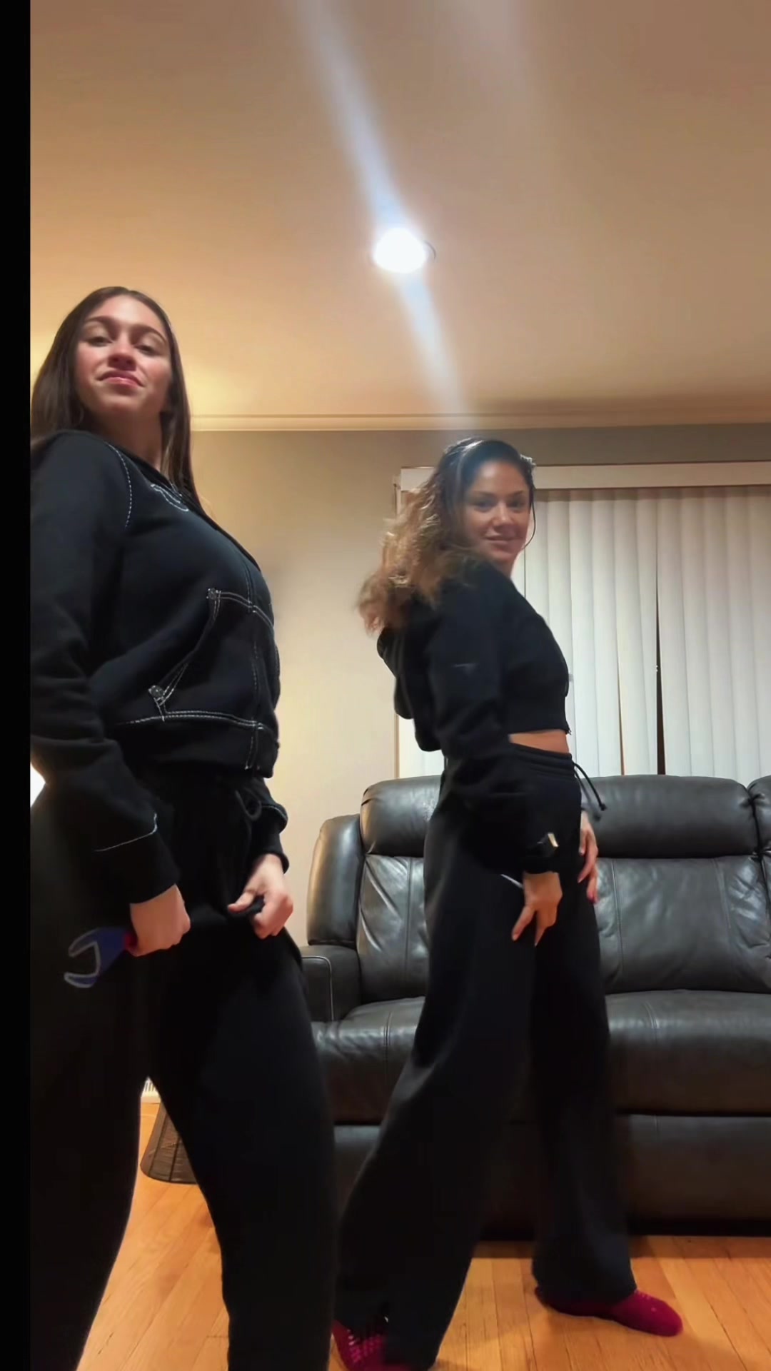 @PearlGonzalez