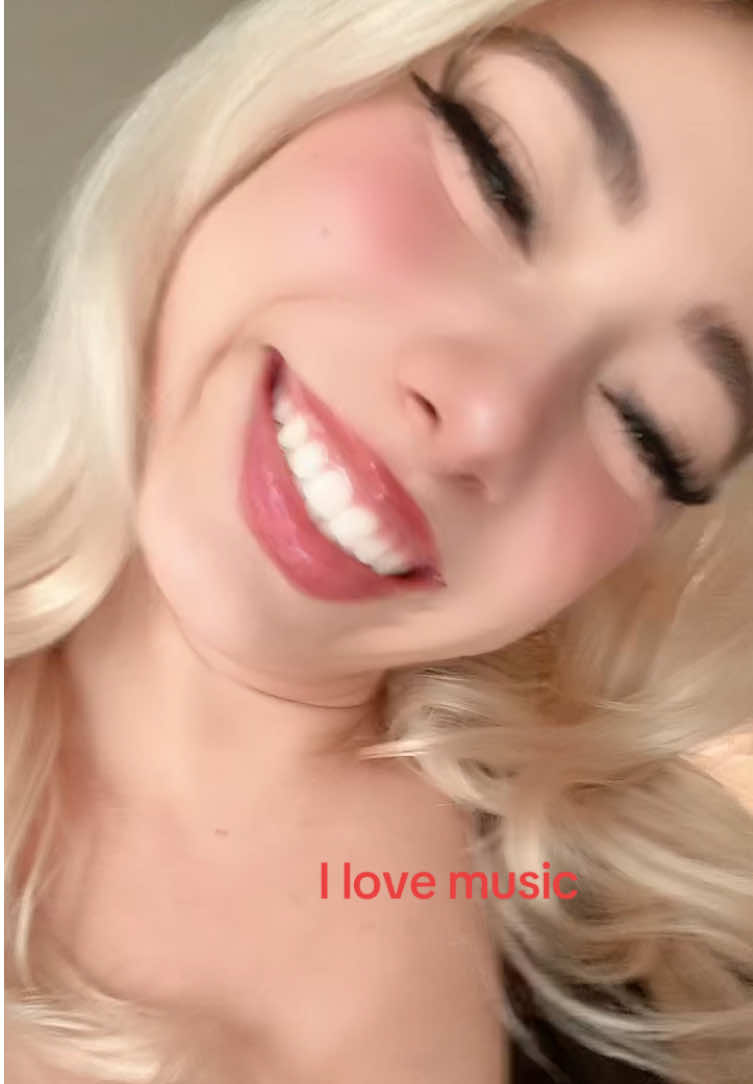 @Mei
