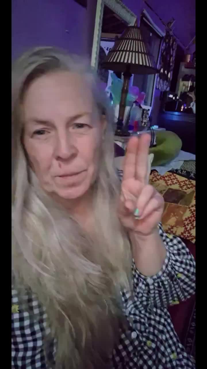 @Dollianne