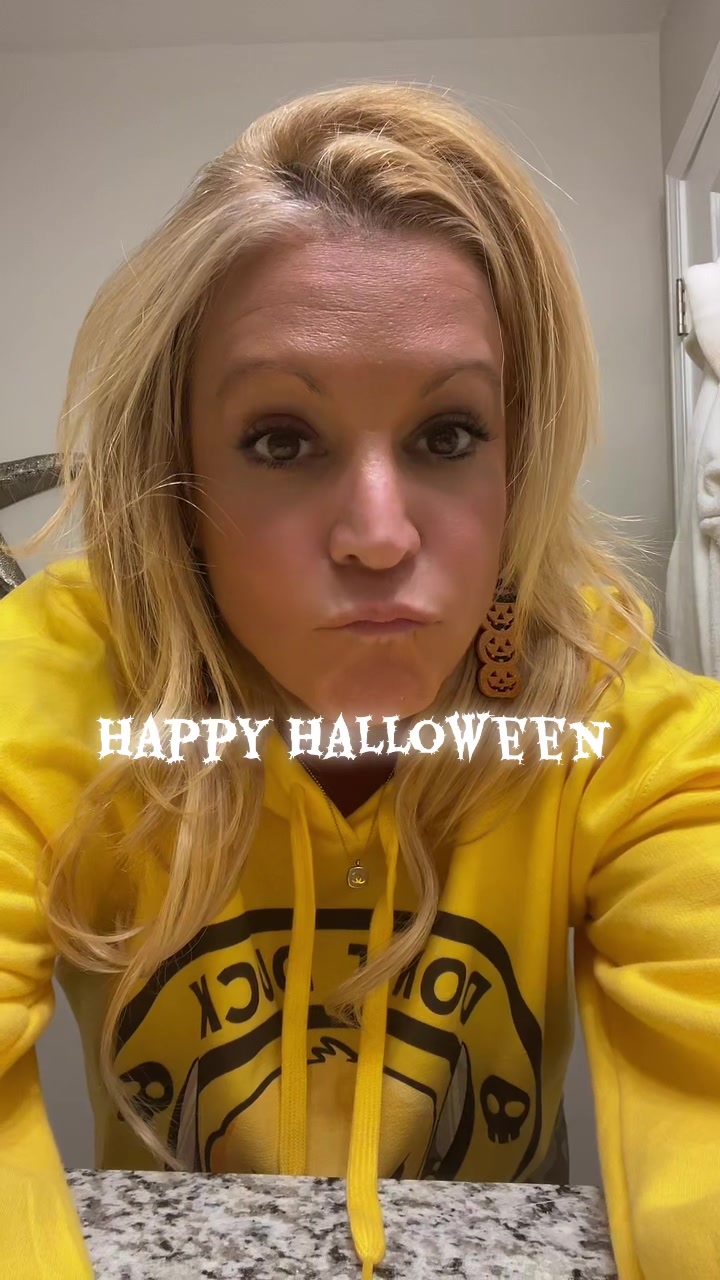 @Blonde_savage83