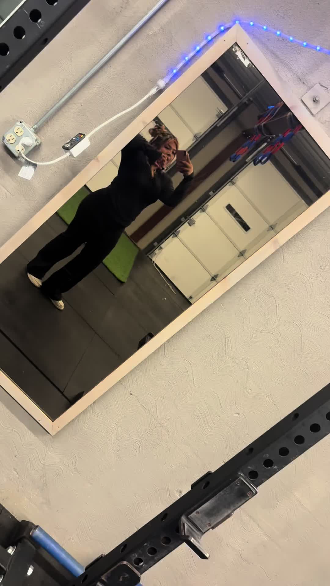 @Ashley Maga&ntilde;a