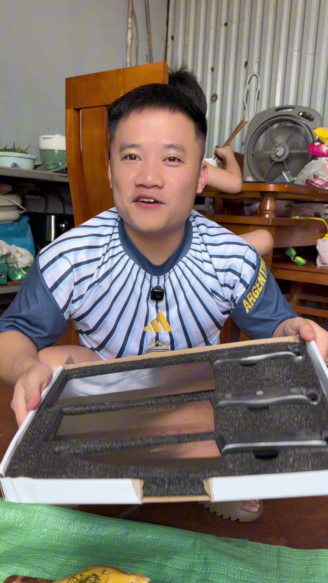 @Nguyễn Văn Hậu (Hậu Troll)