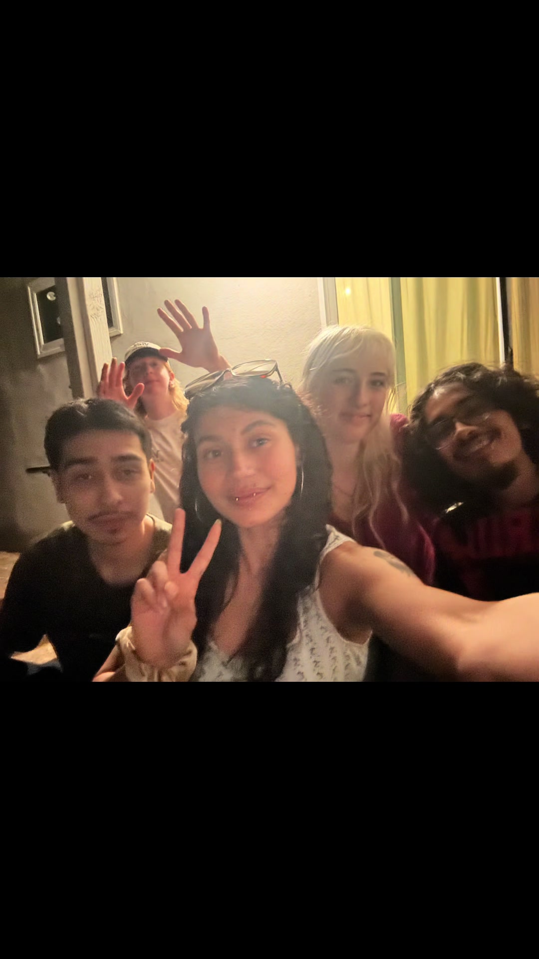 @naomii >.<
