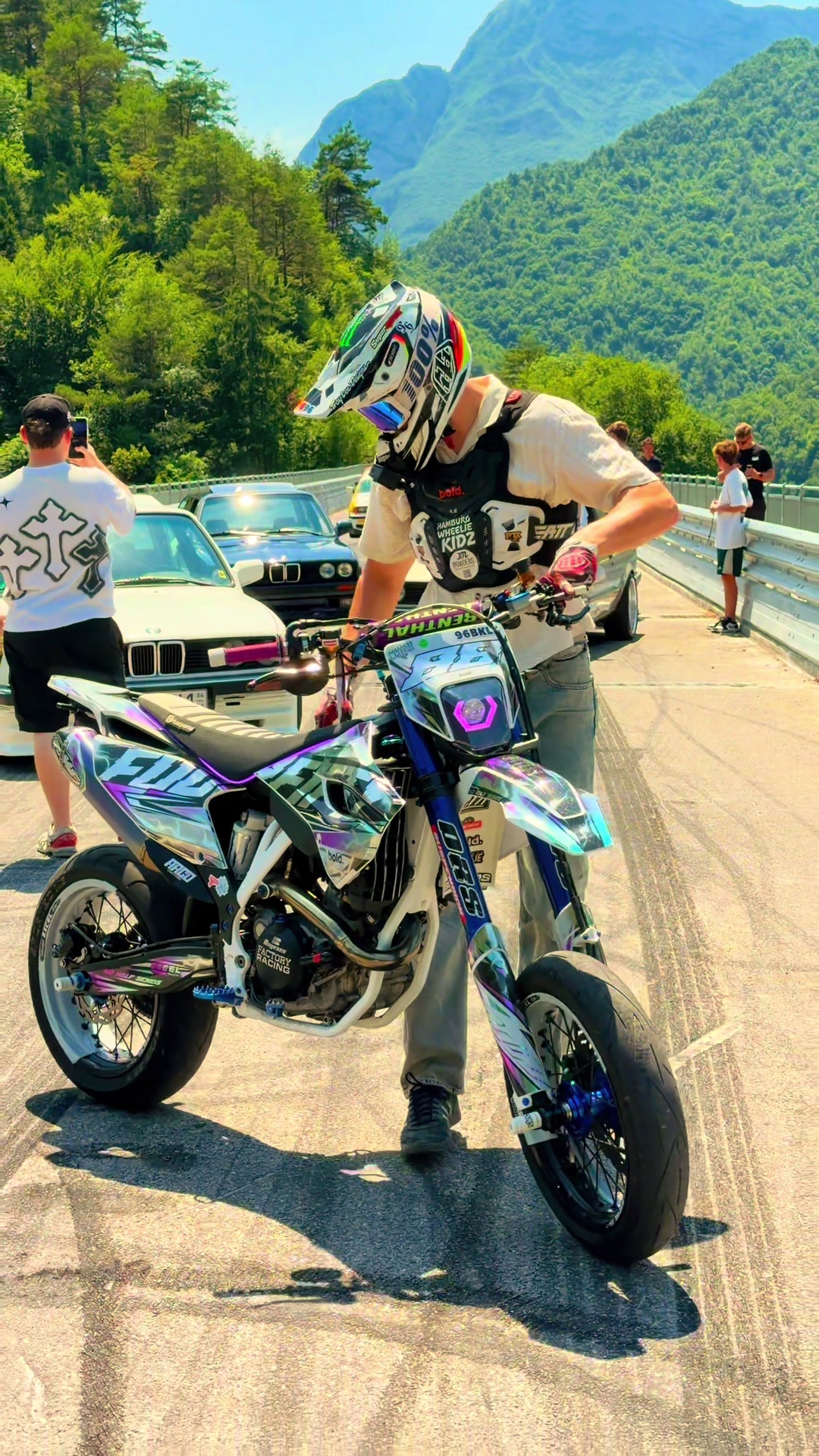 @Joni_moto