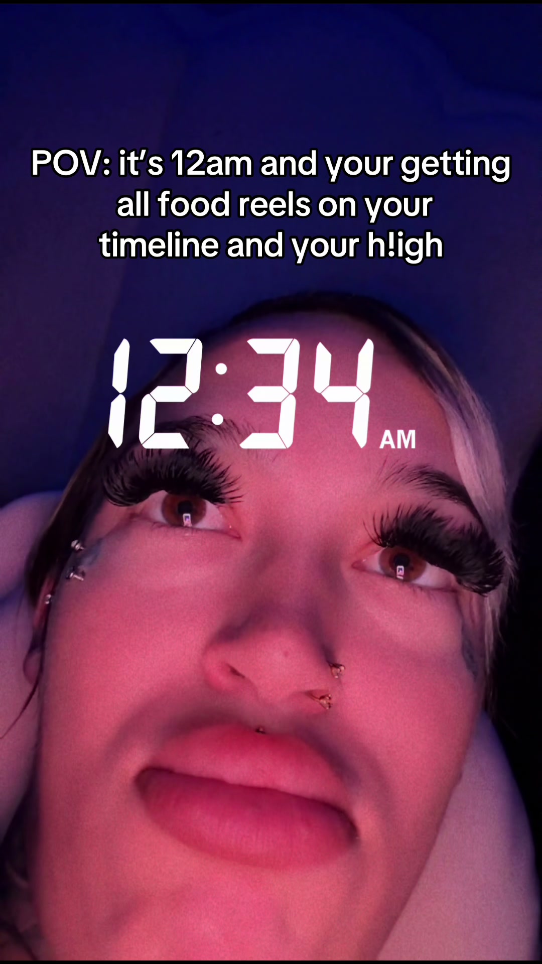 @♕
