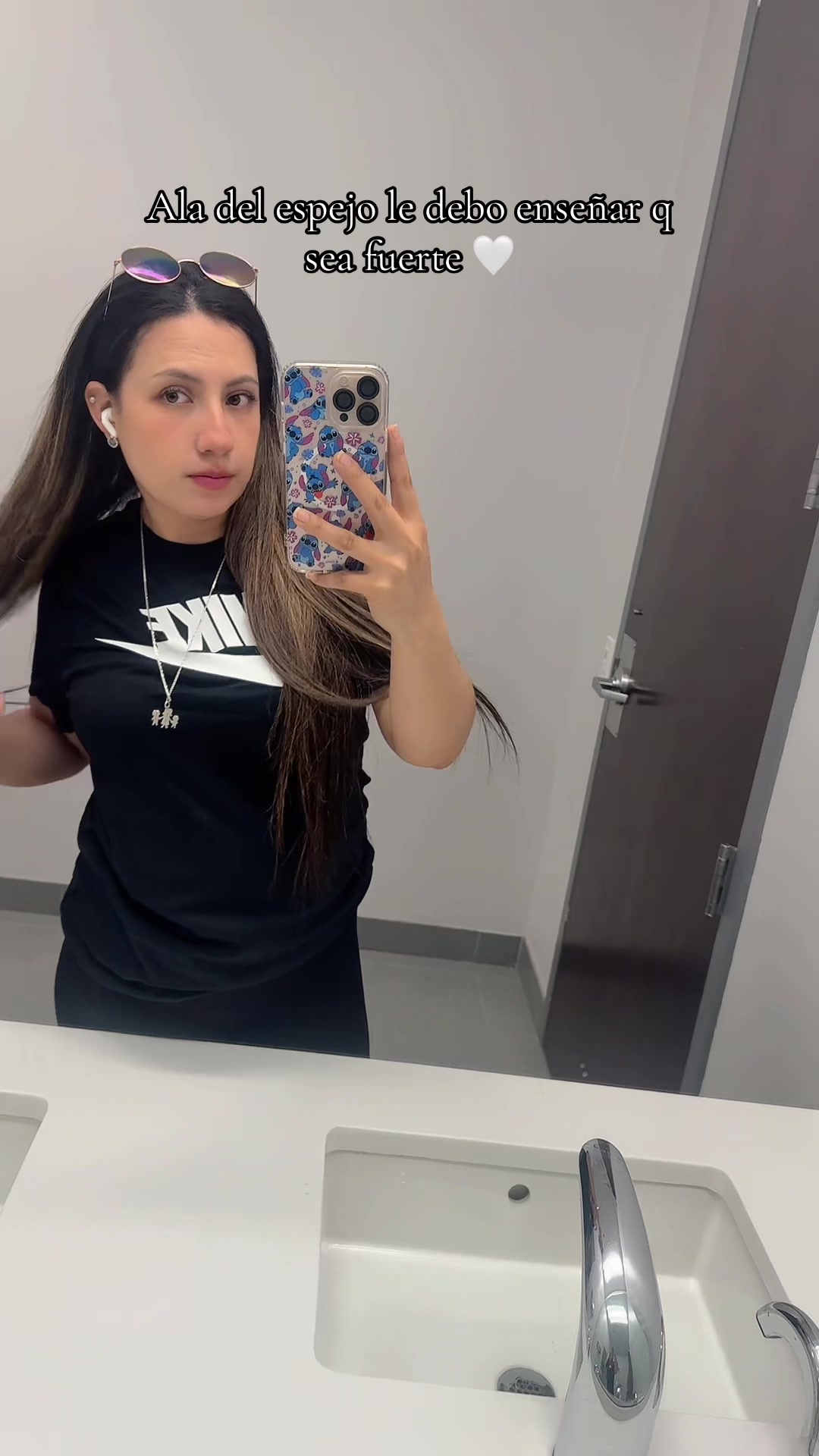 @Alejandra Castro ✨