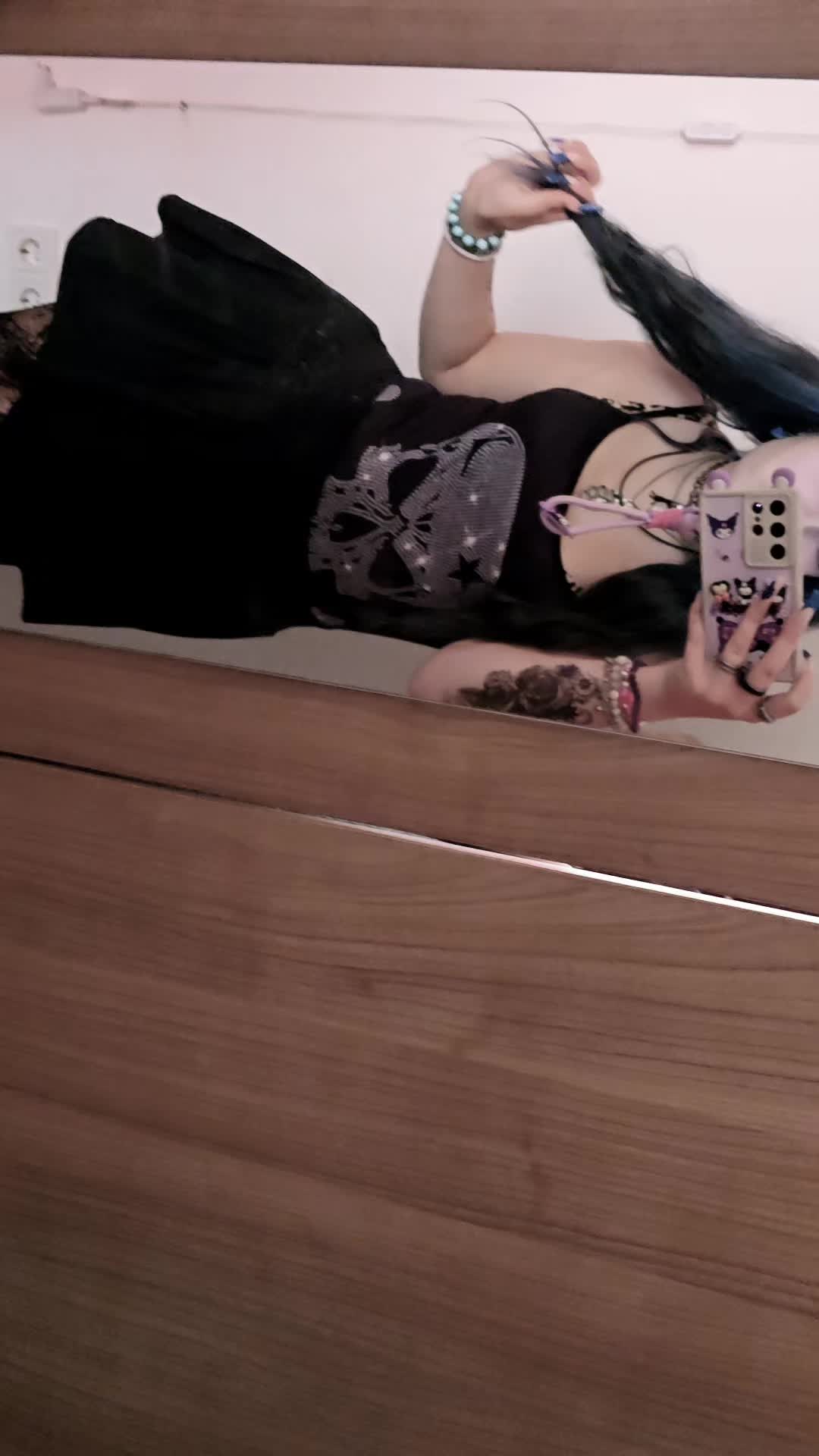 @𝑘𝑢𝑟𝑜𝑚𝑖🧚♀️🔮
