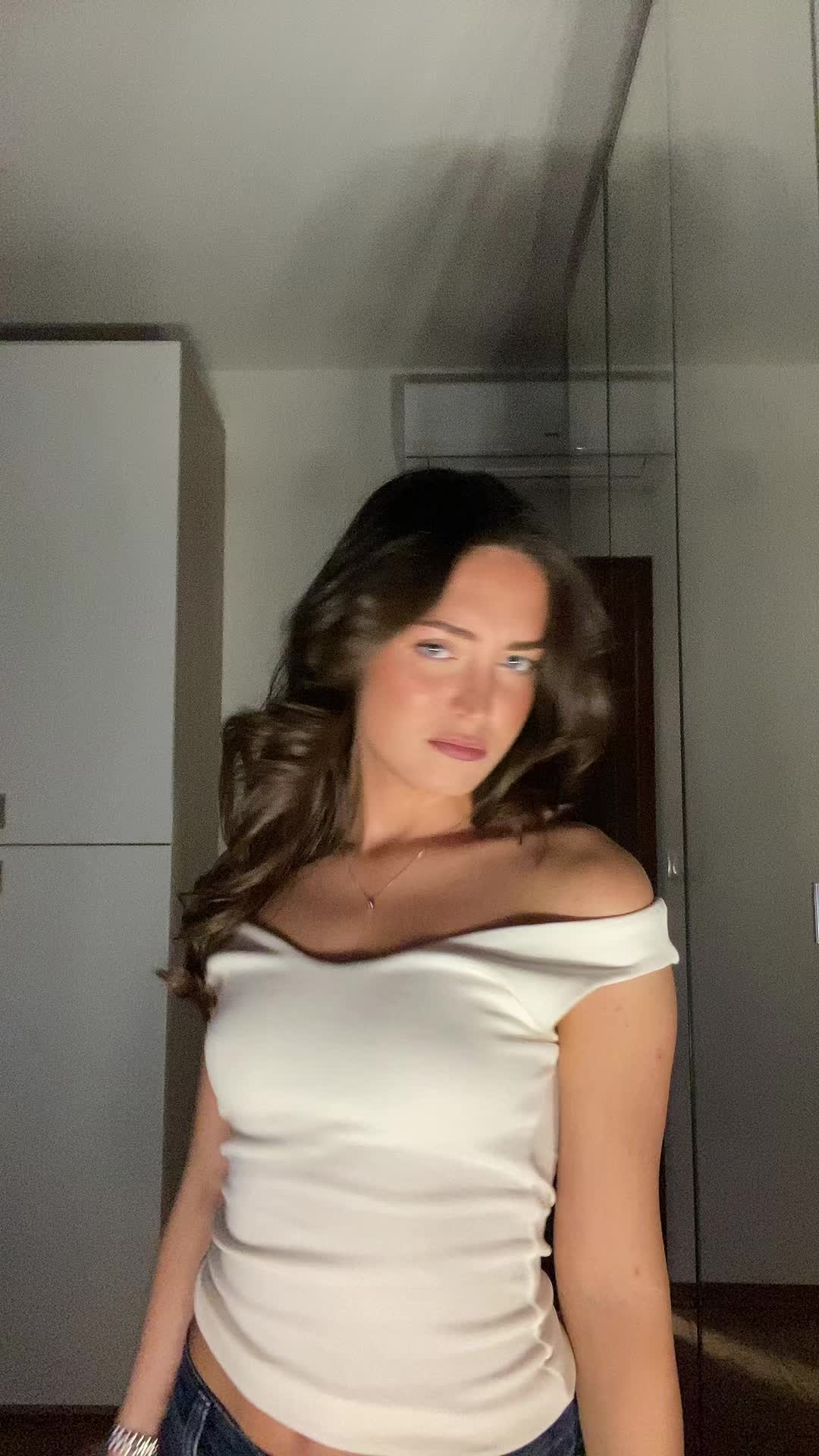 @Adriana