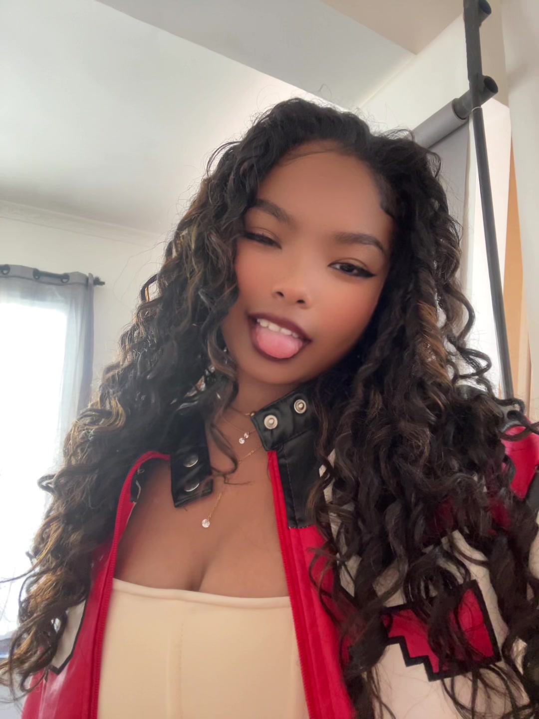 @ℂ𝔸ℝ𝕆𝕃𝔼💋