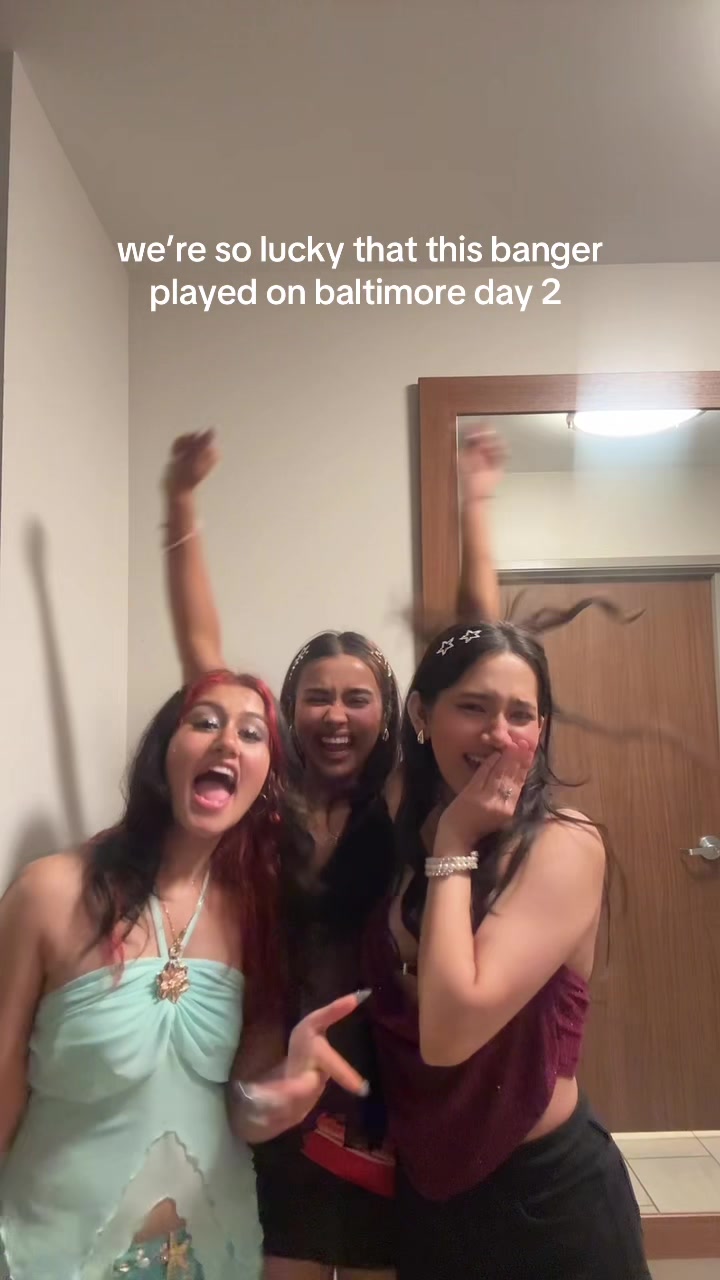 @moonviiiii