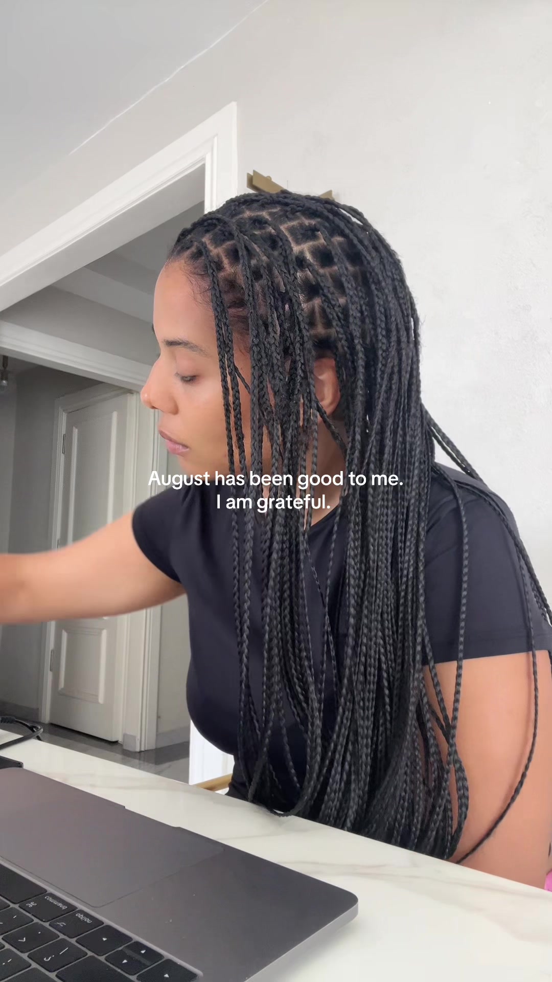 @tneeya 🇨🇲
