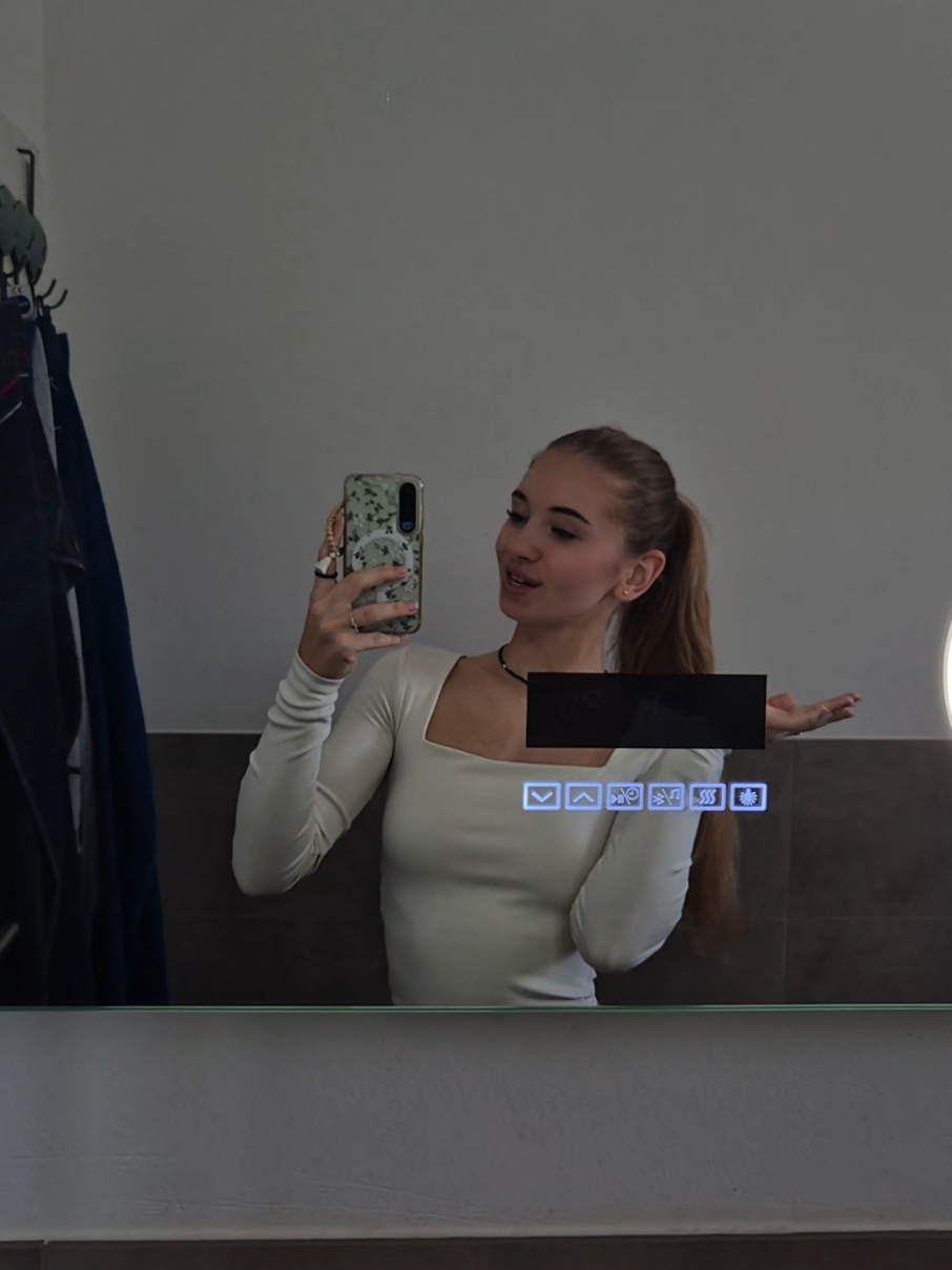 @Xenie🦋