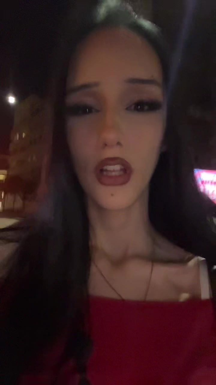 @к&auml;ја 🧛🏻