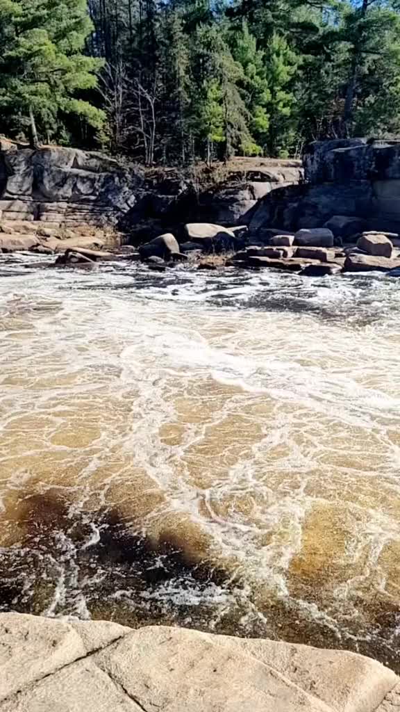 @Hiking_n'_Shit 🇨🇦
