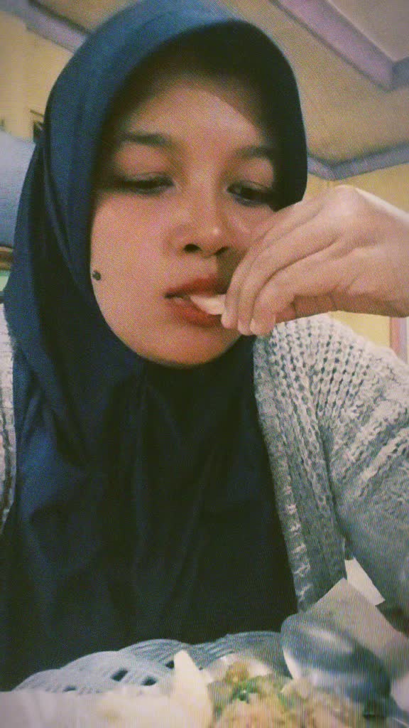 @Desyalif