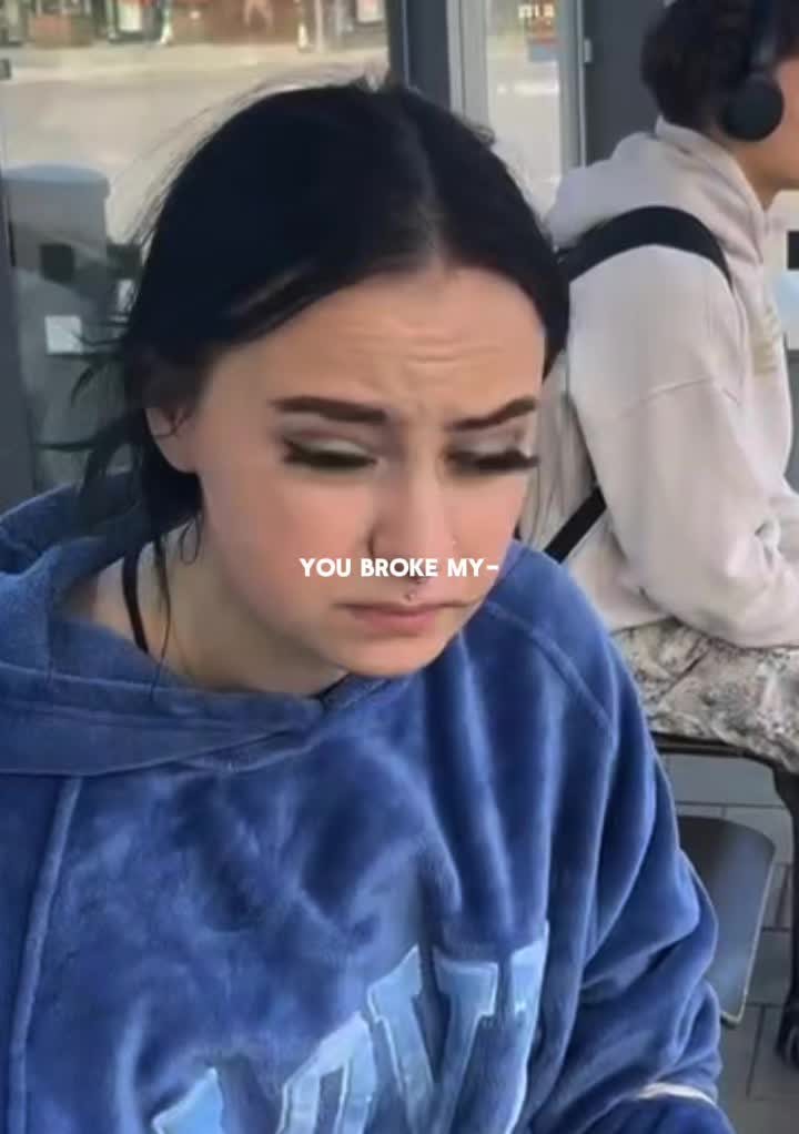 @laura