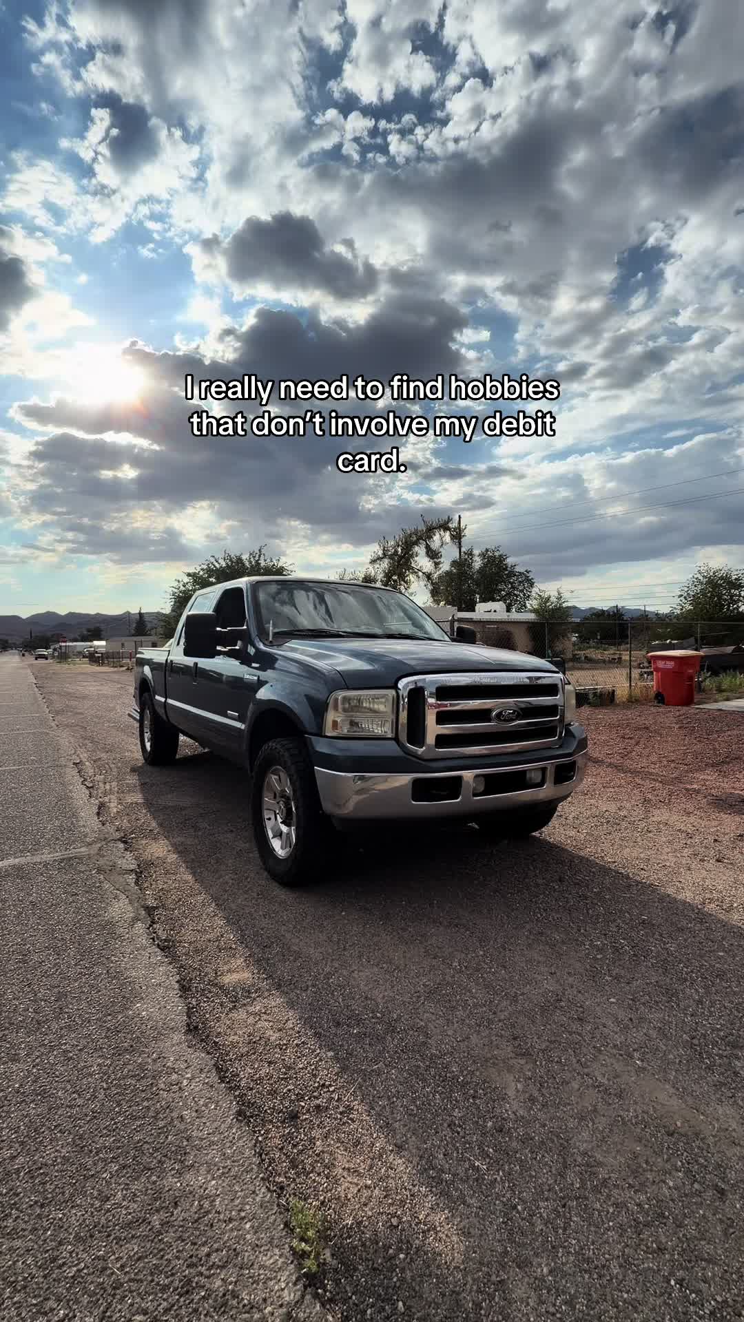 @𝓡𝓸𝓫𝓫𝓲𝓮♛