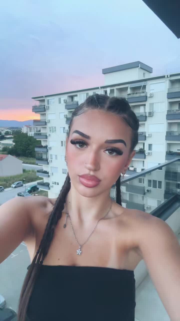 @💋