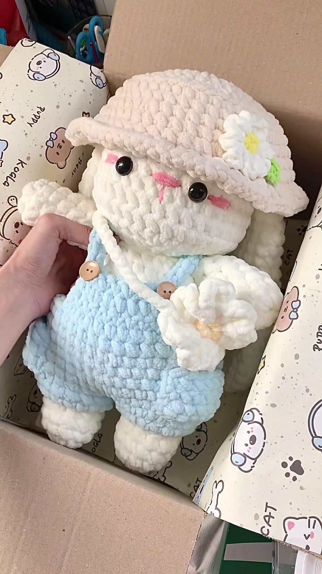 @February Crochet 🌱